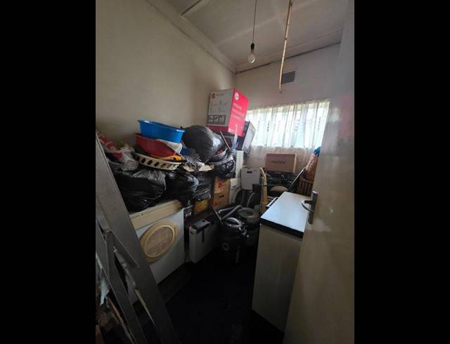 3 BEDROOM HOUSE FOR SALE IN KEMPTON PARK EXT 02